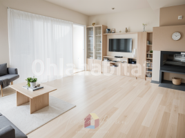 Houses (terraced house), 262 m², almost new, Calle Josep Nesple