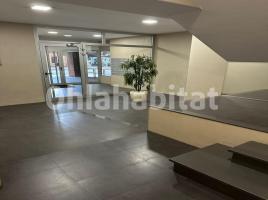 Apartament, 71 m², prop de bus i tren, Calle d'Escòcia