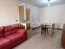 Pis, 80 m², près de bus et de train, Calle de Lloselles