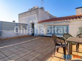 Àtic, 118 m², près de bus et de train, presque neuf