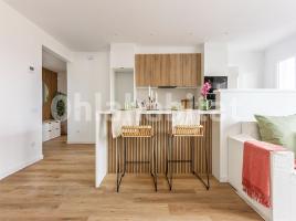 Flat, 90 m², near bus and train