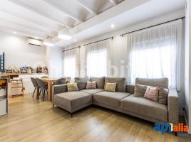 Casa (unifamiliar adossada), 335 m², Zona