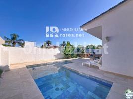 Houses (detached house), 102 m², Zona