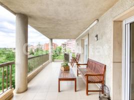 Flat, 177 m², near bus and train, Calle Mare de Déu de Montserrat, 23