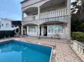 Houses (villa / tower), 239 m²