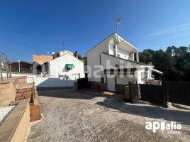Casa (xalet / torre), 238 m²