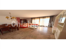 Pis, 111 m², seminou