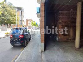 Business premises, 204 m², near bus and train, Avenida de Roma, 281