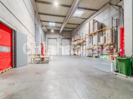 Industrial, 1400 m²