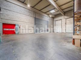 Industrial, 1400 m²