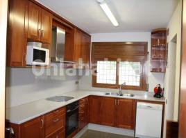  (unifamiliar aïllada), 356 m²