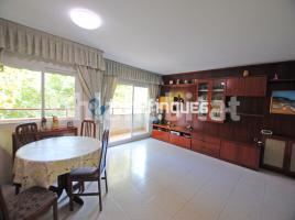 Pis, 128 m², prop de bus i tren