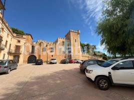 Houses (villa / tower), 177 m², near bus and train, Calle Pau Segú