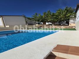 Houses (villa / tower), 180 m²