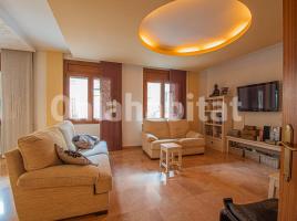 Flat, 234 m², near bus and train, Calle del Castell, 16
