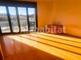 Pis, 104 m², près de bus et de train, presque neuf, Calle de Sant Pelegrí, 87