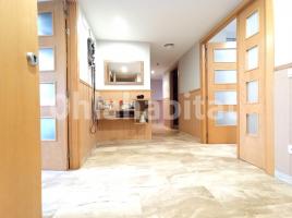 Piso, 134 m², seminuevo, Avenida de Salou