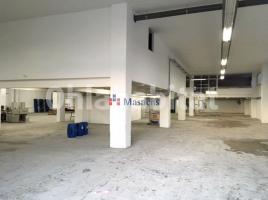 , 3400 m², Zona