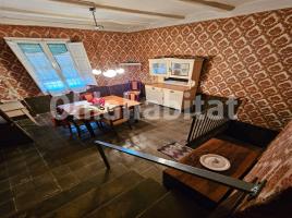 Casa (unifamiliar adosada), 370 m²