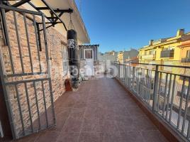 Àtic, 83 m², Zona
