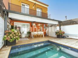 Casa (unifamiliar adossada), 229 m², seminou, Zona