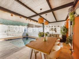 Casa (unifamiliar adossada), 229 m², seminou, Zona