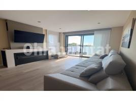 Piso, 141 m², seminuevo