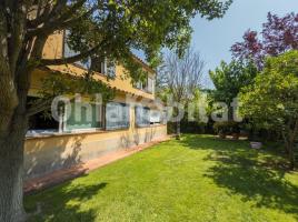  (unifamiliar aïllada), 284 m², Calle de la Primavera