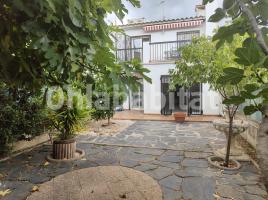 Casa (unifamiliar adosada), 140 m²