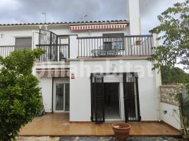 Casa (unifamiliar adosada), 140 m²