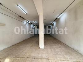 Local comercial, 130 m², prop de bus i tren, Calle de l'Estació