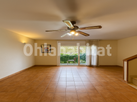 Casa (unifamiliar adossada), 164 m², prop de bus i tren
