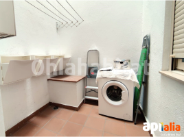 Apartament, 55 m², near bus and train, almost new