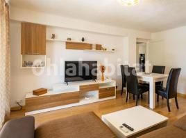 Piso, 68 m², cerca de bus y tren, Calle de Logronyo