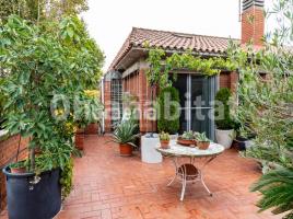 Casa (unifamiliar adosada), 285 m², Zona