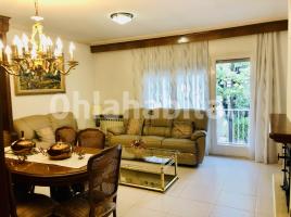 Casa (unifamiliar adosada), 283 m²