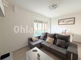 Àtic, 107 m², près de bus et de train