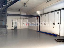Nau industrial, 340 m², Zona