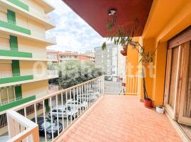 Flat, 120 m², near bus and train, Calle Eduard Rodeja, 10