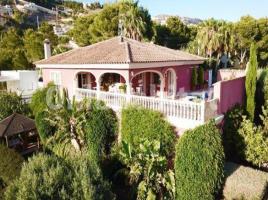 Houses (villa / tower), 400 m², Avenida Principal