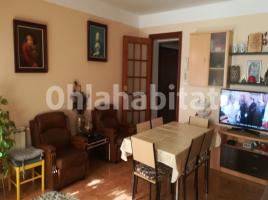 (unifamiliar adossada), 293 m², près de bus et de train, Calle Sant Josep