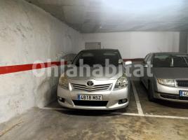 For rent parking, 12 m², almost new, Avenida del President Lluís Companys, 36