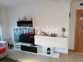 Apartament, 87 m², almost new, Calle Nou