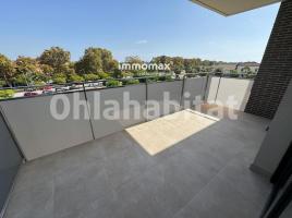 For rent flat, 89 m², Zona