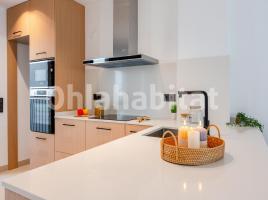 Duplex, 114 m², near bus and train, almost new