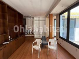 Casa (unifamiliar adosada), 200 m², Zona