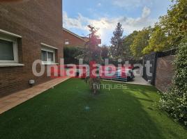 (unifamiliar aïllada), 409 m², presque neuf, Avenida de Montserrat Roig