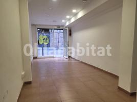 Lloguer local comercial, 34 m², prop bus i metro, Calle del Mas Casanovas