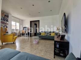 Casa (unifamiliar adossada), 243 m²