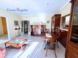 Casa (unifamiliar adossada), 314 m², prop de bus i tren